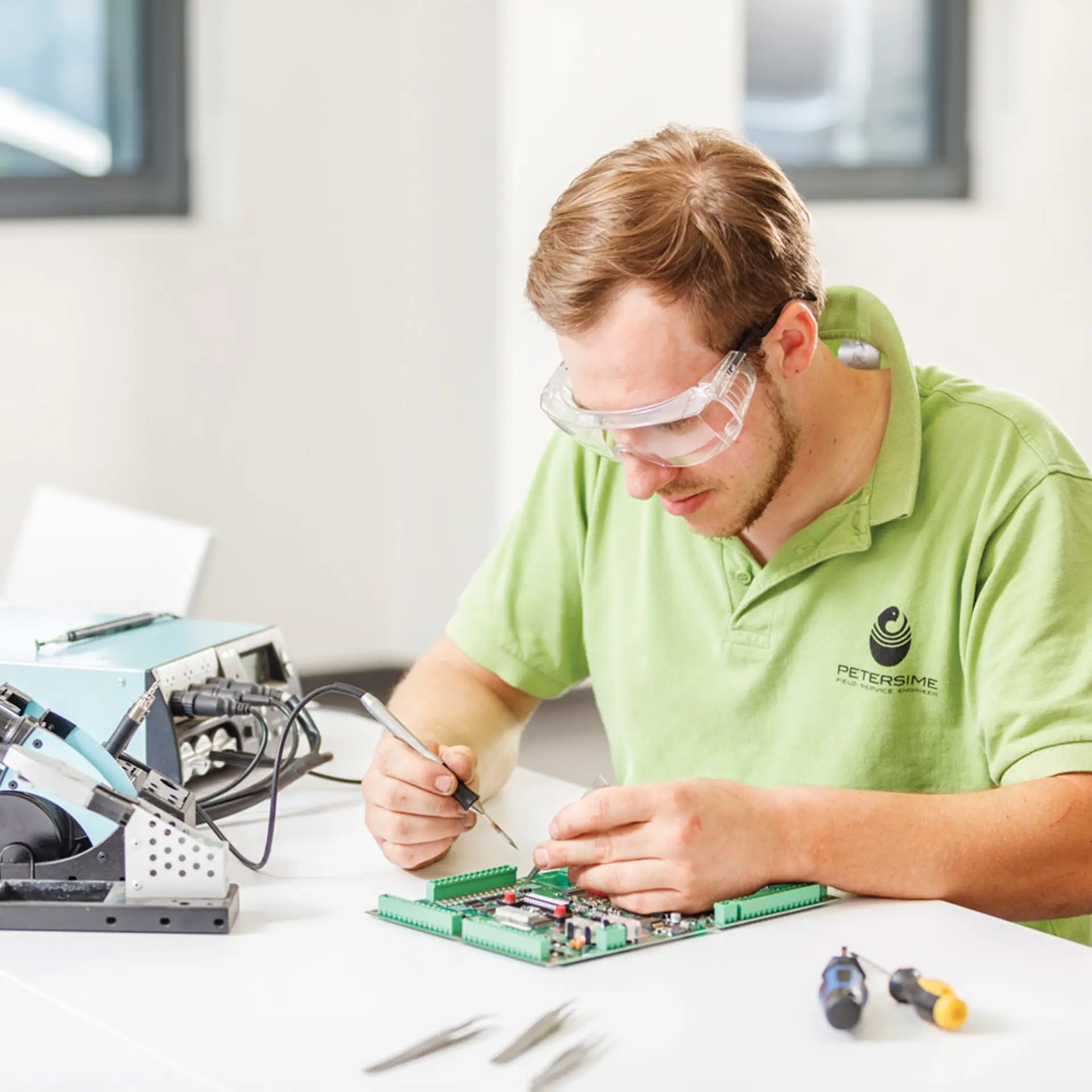 Specialist PCB Repair